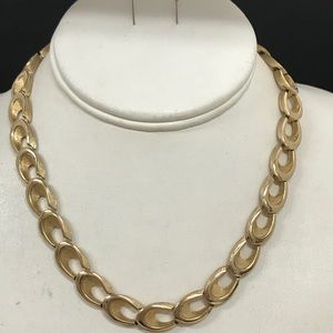 Gold Tone Necklace
